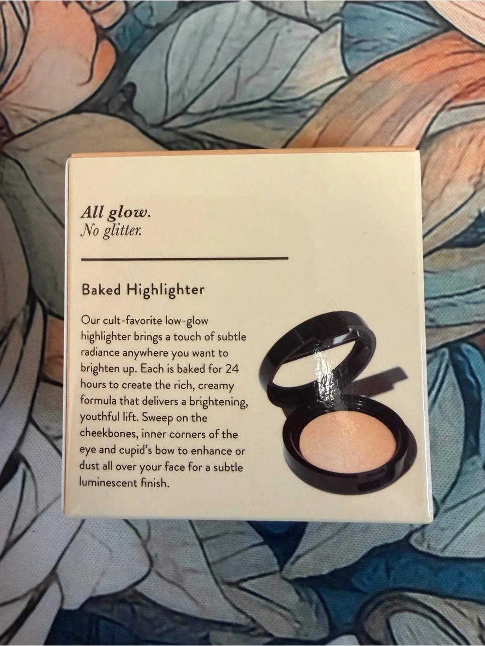 Laura Geller Bundle! Color Correcting Foundation, Highlighter and Kabuki Brush
